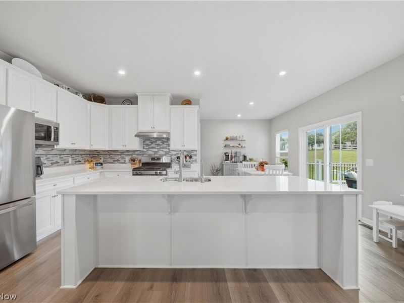 1348 Southbrook Circle NE, Canton, OH 44721 Photo 10