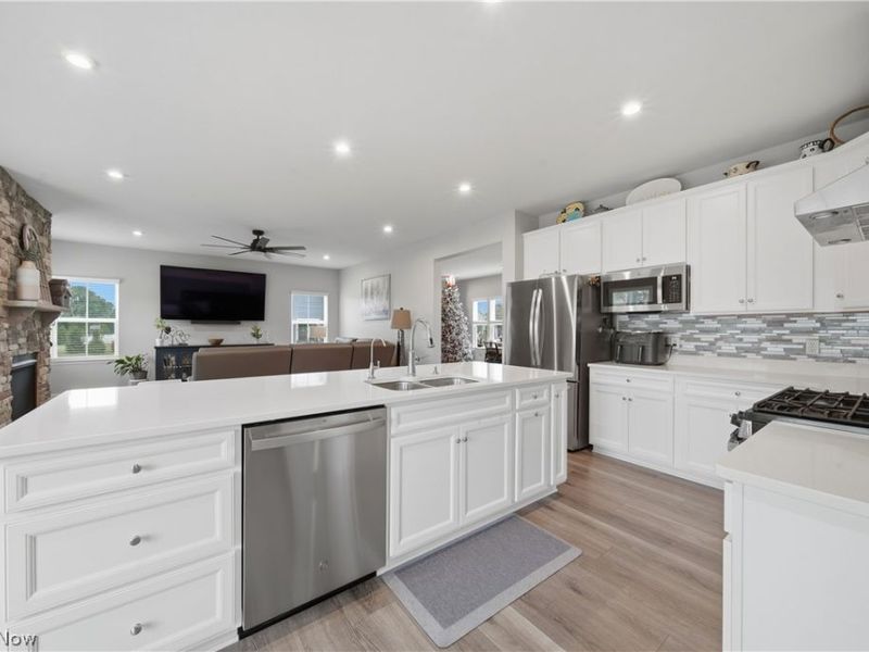 1348 Southbrook Circle NE, Canton, OH 44721 Photo 14