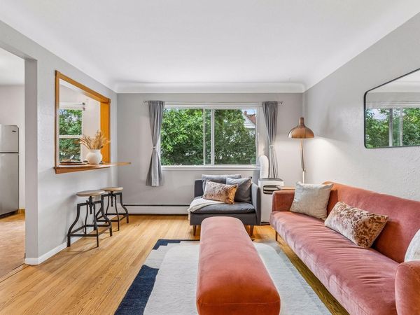 656 Ashland Avenue , Unit 7, Saint Paul, MN 55104