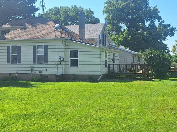 114 Lincoln, Bathgate, ND 58216