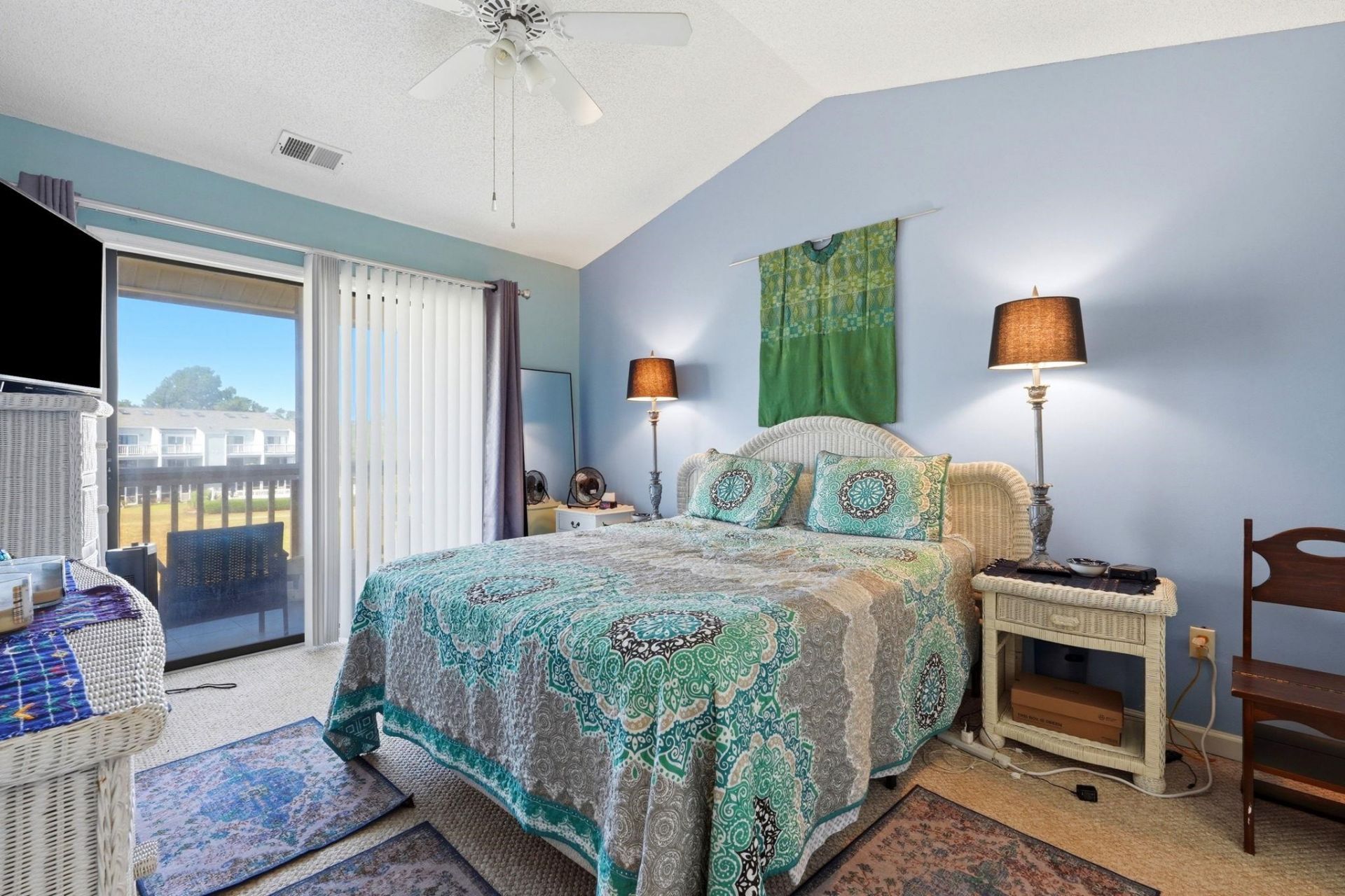 1095 W Plantation Dr.  Photo 18