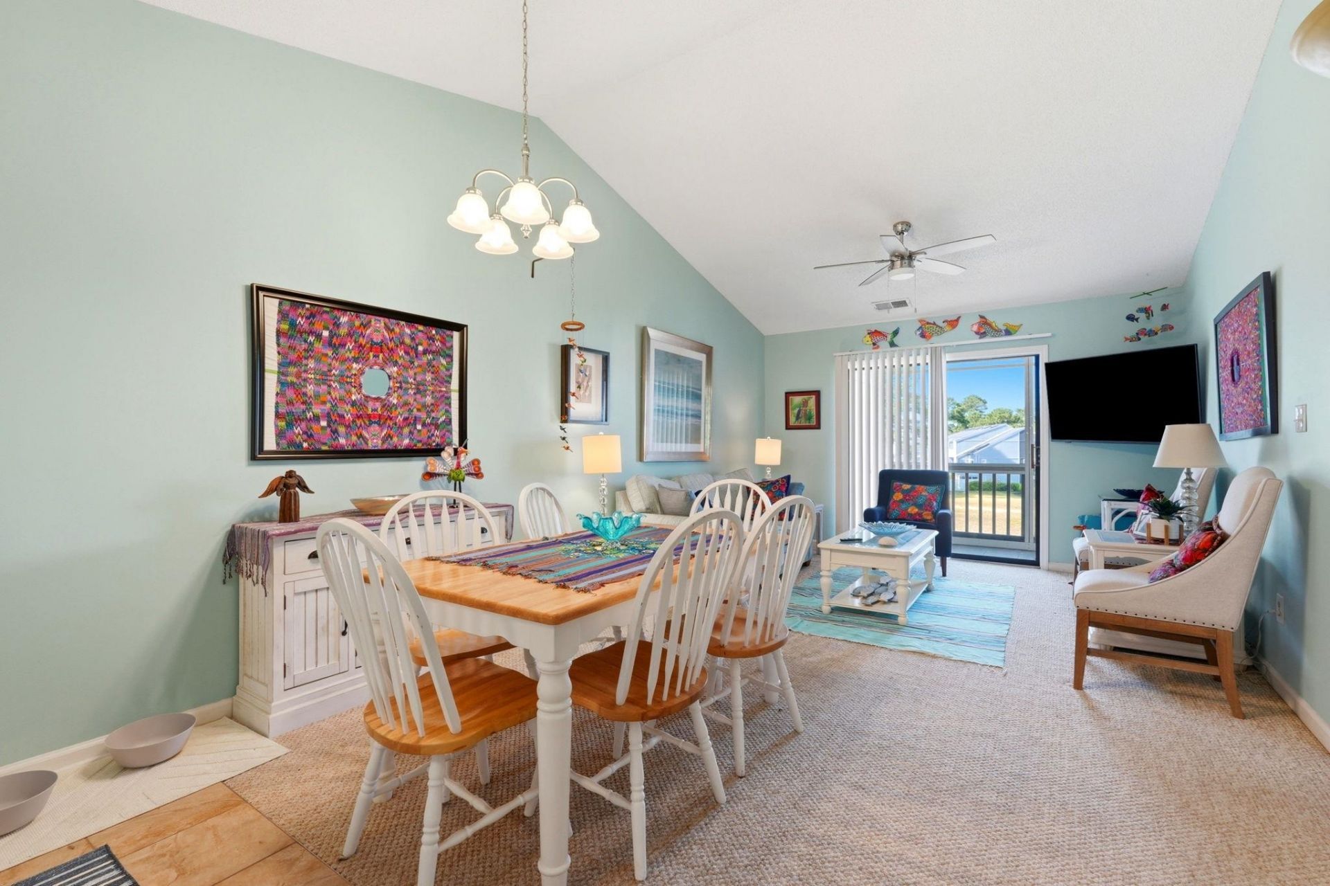 1095 W Plantation Dr.  Photo 9