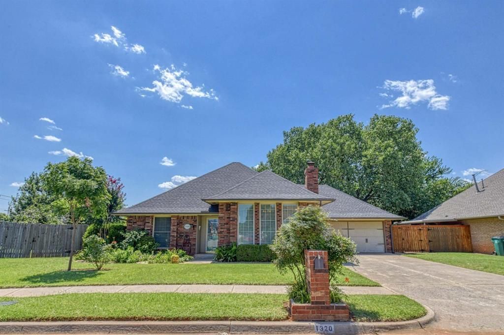 1320 SW 118th Place, Oklahoma City, OK 73170 Main Photo