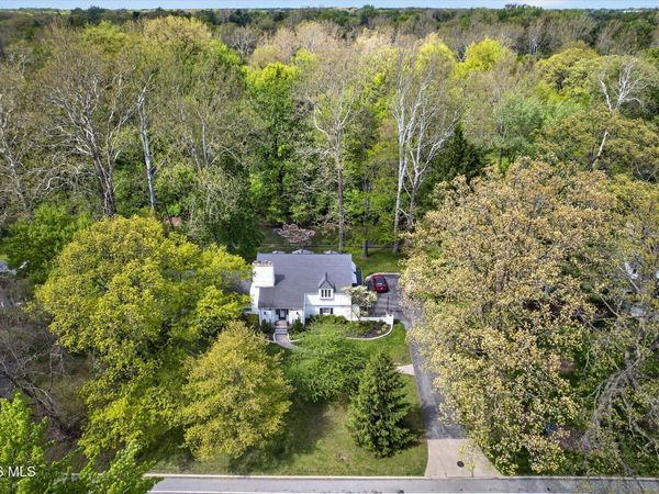 3700 W Bancroft Street, Ottawa Hills, OH 43606