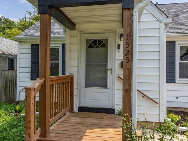 1525 Loftsgordon Avenue, Madison, WI 53704
