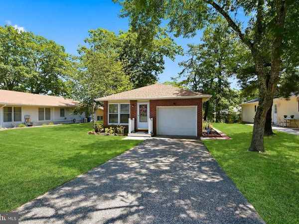 37 SYCAMORE ROAD, MANAHAWKIN, NJ 08050
