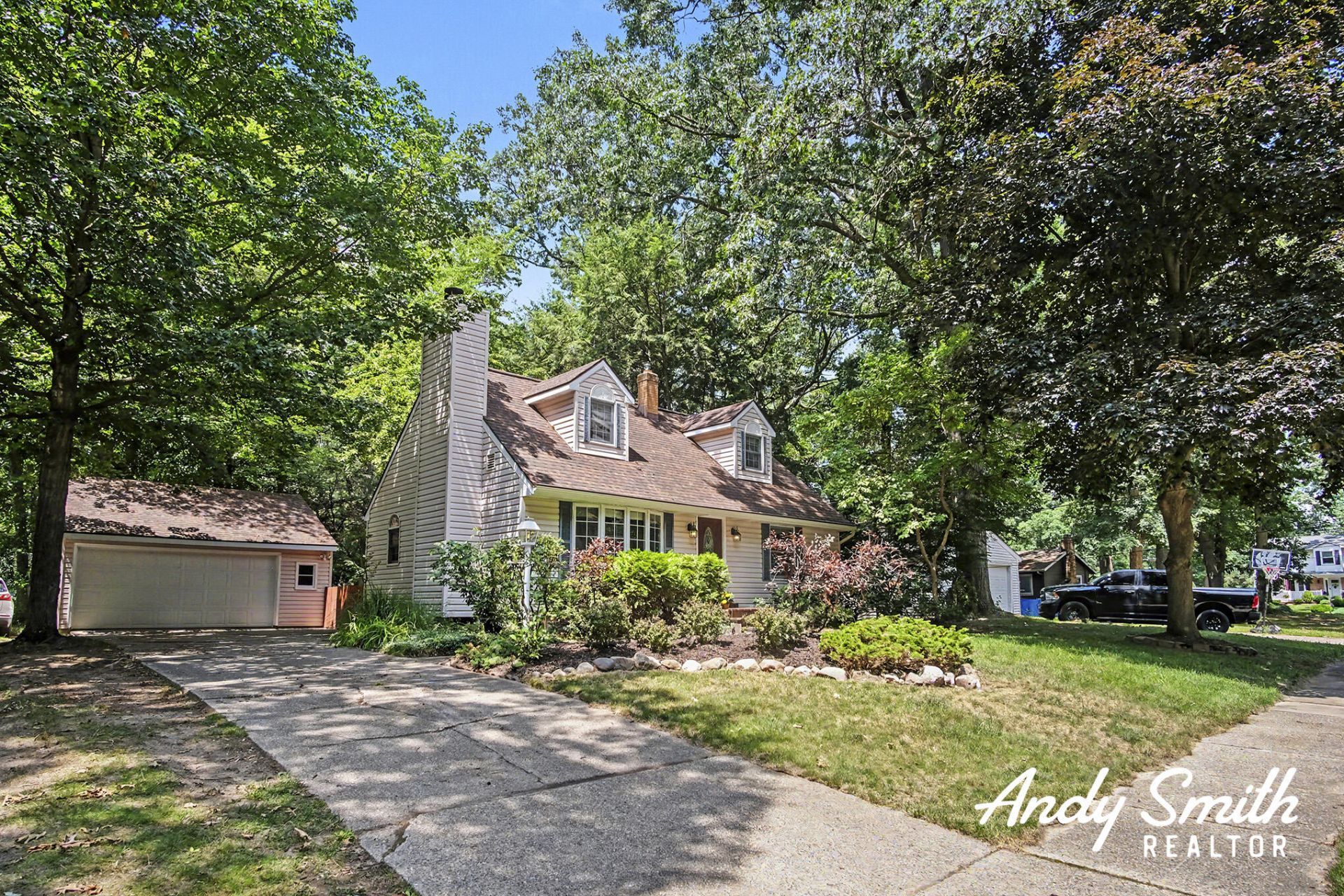 4831 Fuller Avenue Se, Kentwood, MI 49508 Main Photo