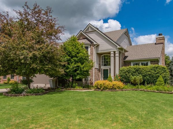 1829 Michelle Court, Ann Arbor, MI 48105