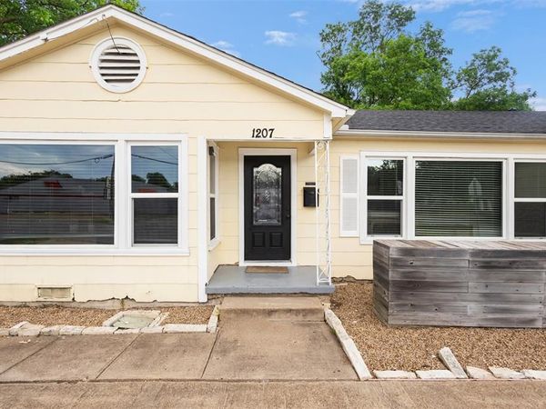1207 S Washington Street , Kaufman, TX 75142