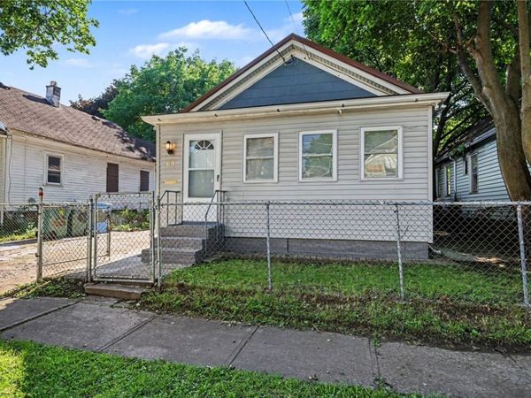 65 Barker Street , Rochester, NY 14611