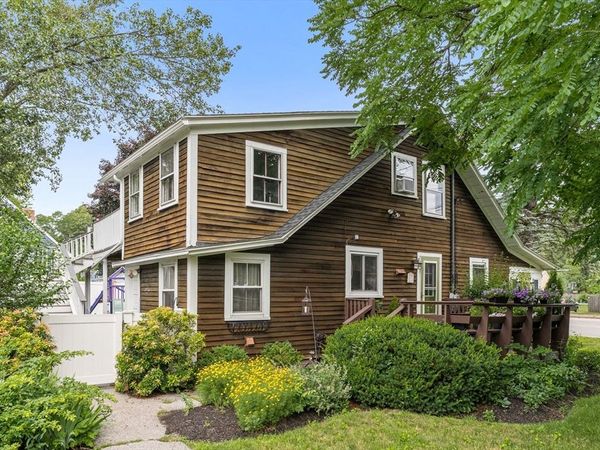 187 Low St, Unit 1, Newburyport, MA 01950