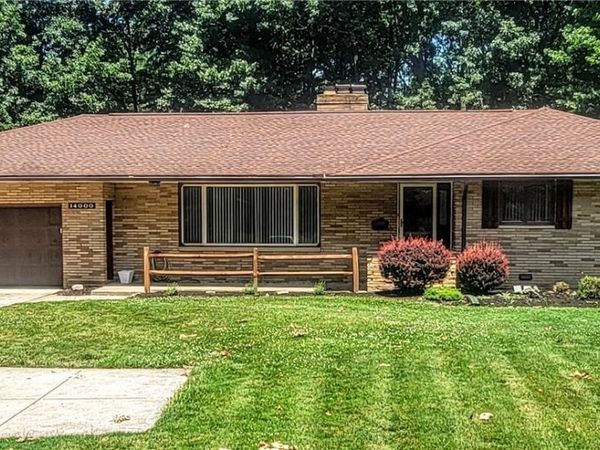 14000 Bagley Road , Middleburg Heights, OH 44130