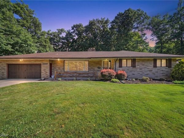 14000 Bagley Road, Middleburg Heights, OH 44130