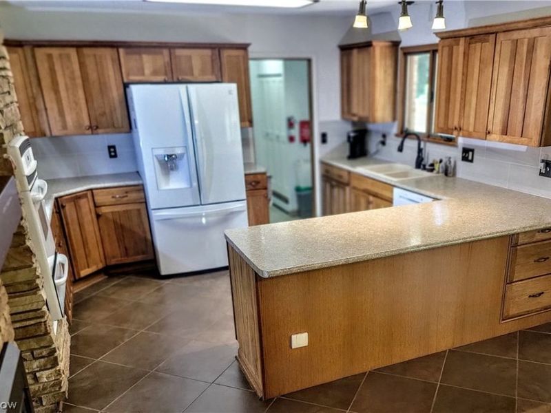 14000 Bagley Road, Middleburg Heights, OH 44130 Photo 14
