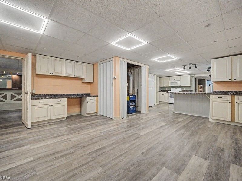 14000 Bagley Road, Middleburg Heights, OH 44130 Photo 35