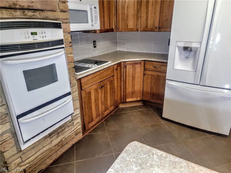 14000 Bagley Road, Middleburg Heights, OH 44130 Photo 8