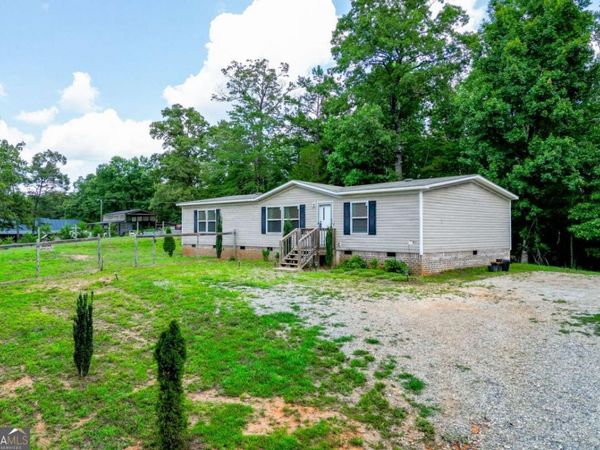 526 Silver Falls Road, Cleveland, GA 30528