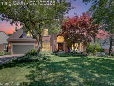 2189 Timberridge Drive, West Bloomfield Twp, MI 48324