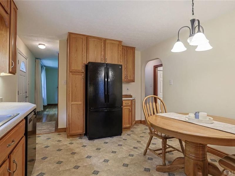 1089 Forest Drive, Beavercreek, OH 45434 Photo 11