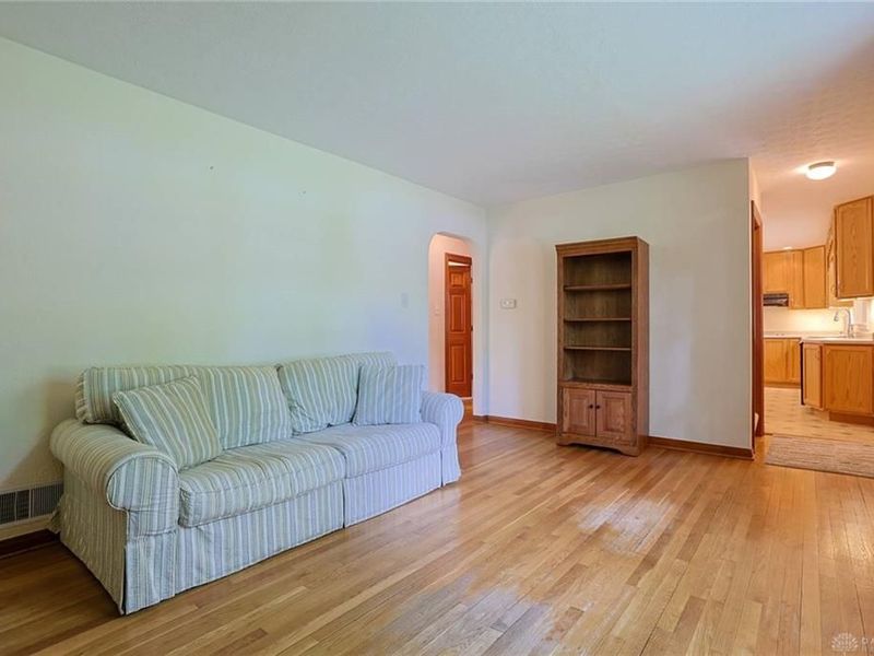 1089 Forest Drive, Beavercreek, OH 45434 Photo 7