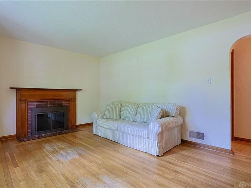 1089 Forest Drive, Beavercreek, OH 45434 Photo 8