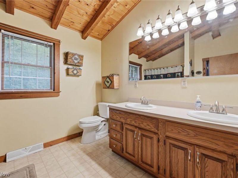 17369 Honeysuckle Lane, Columbia Station, OH 44028 Photo 26
