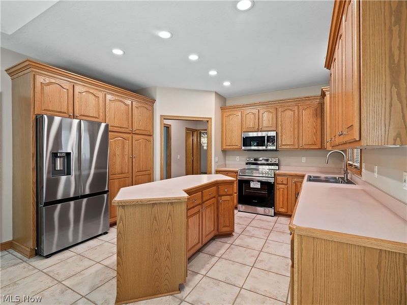 19452 Rye Gate Drive, North Royalton, OH 44133 Photo 18