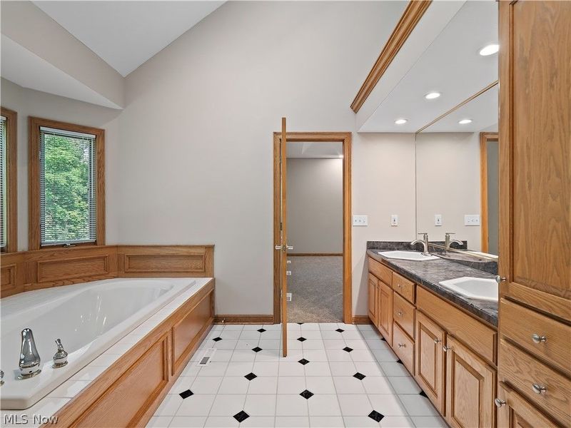 19452 Rye Gate Drive, North Royalton, OH 44133 Photo 27
