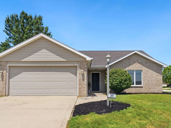 2902 Marguerite Drive, Huntertown, IN 46748