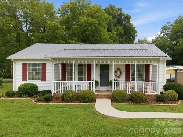 112 W 23rd Street , Newton, NC 28658