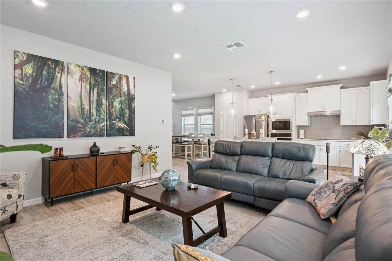 4222 Hibiscus Bloom Drive , Orlando, FL 32822 Photo