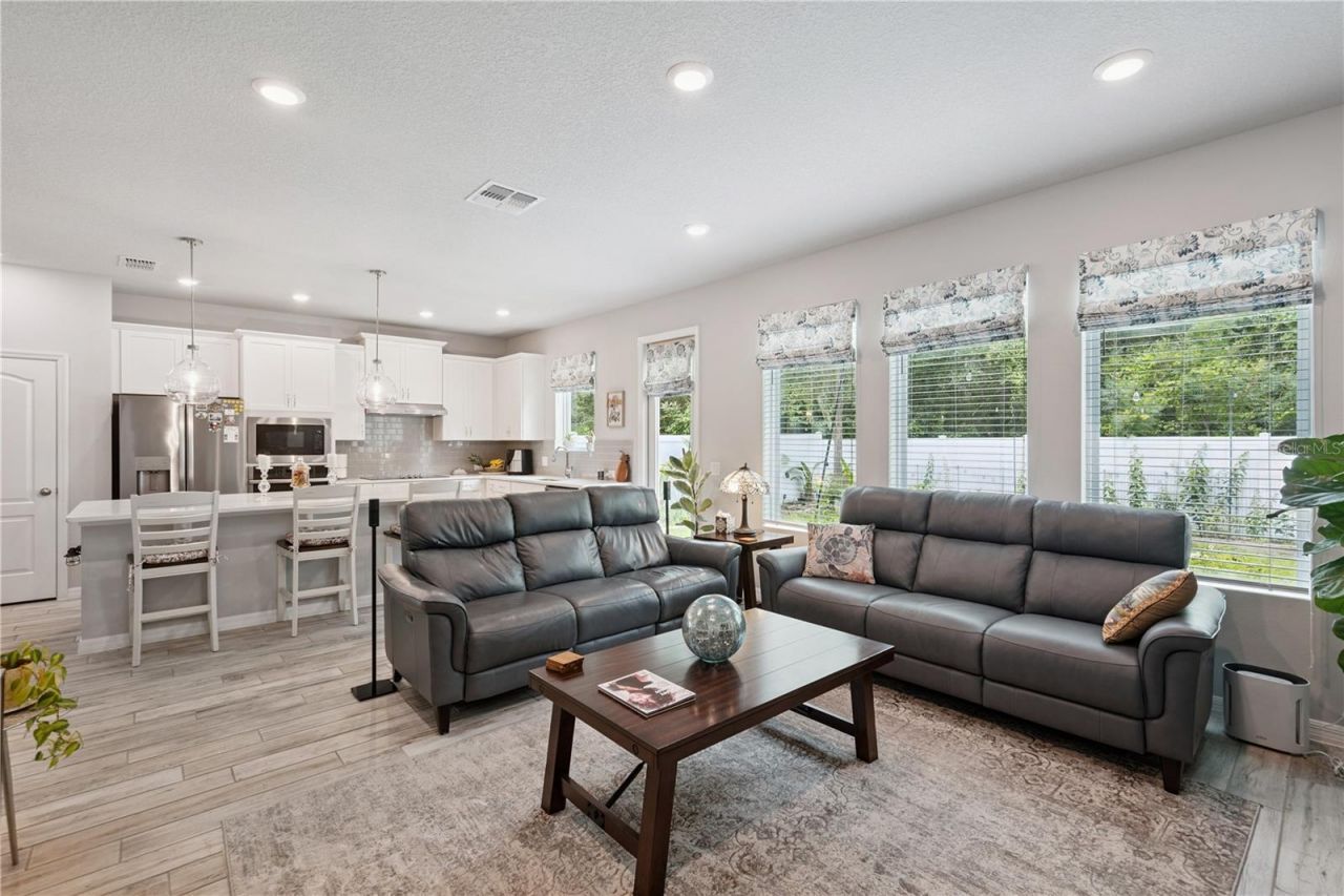 4222 Hibiscus Bloom Drive , Orlando, FL 32822 Photo