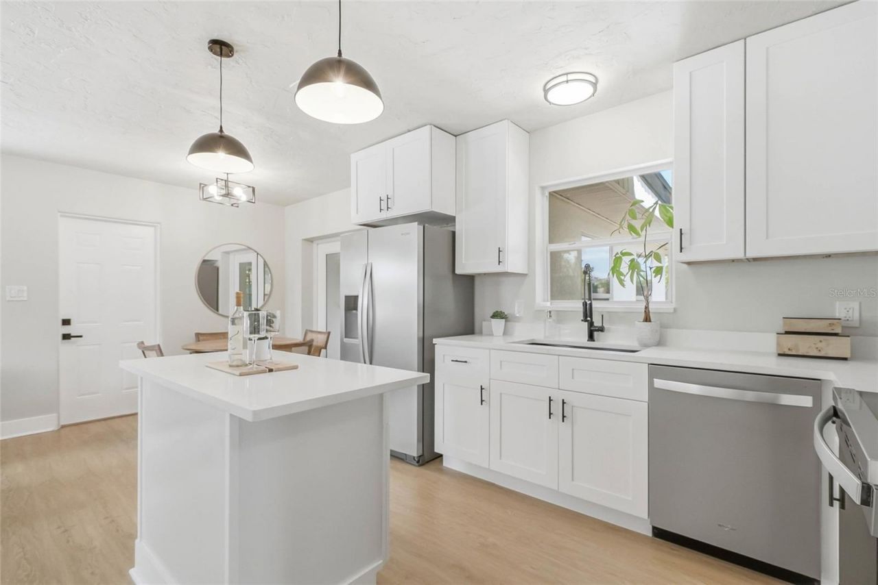 1306 Dartmouth Drive, Bradenton, FL 34207 Photo