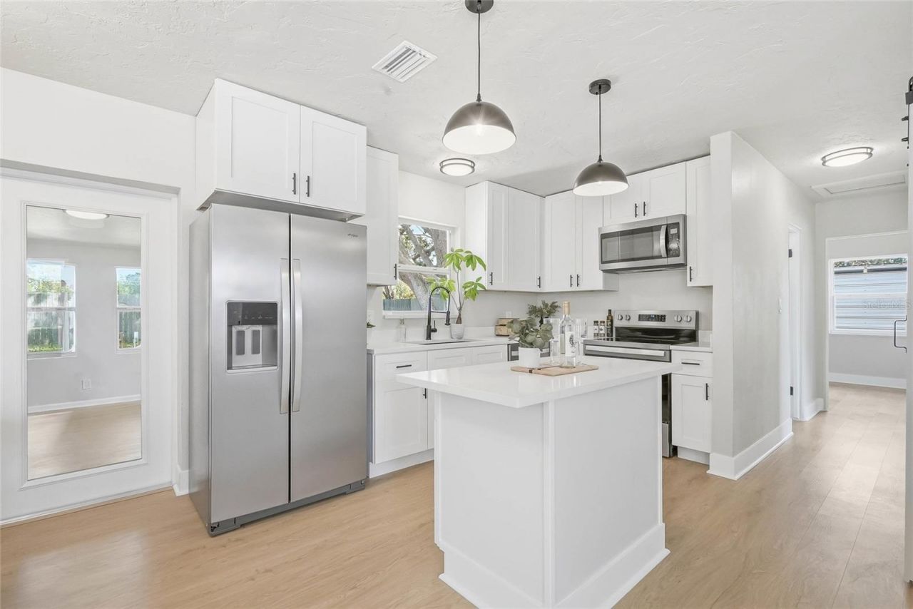 1306 Dartmouth Drive, Bradenton, FL 34207 Photo