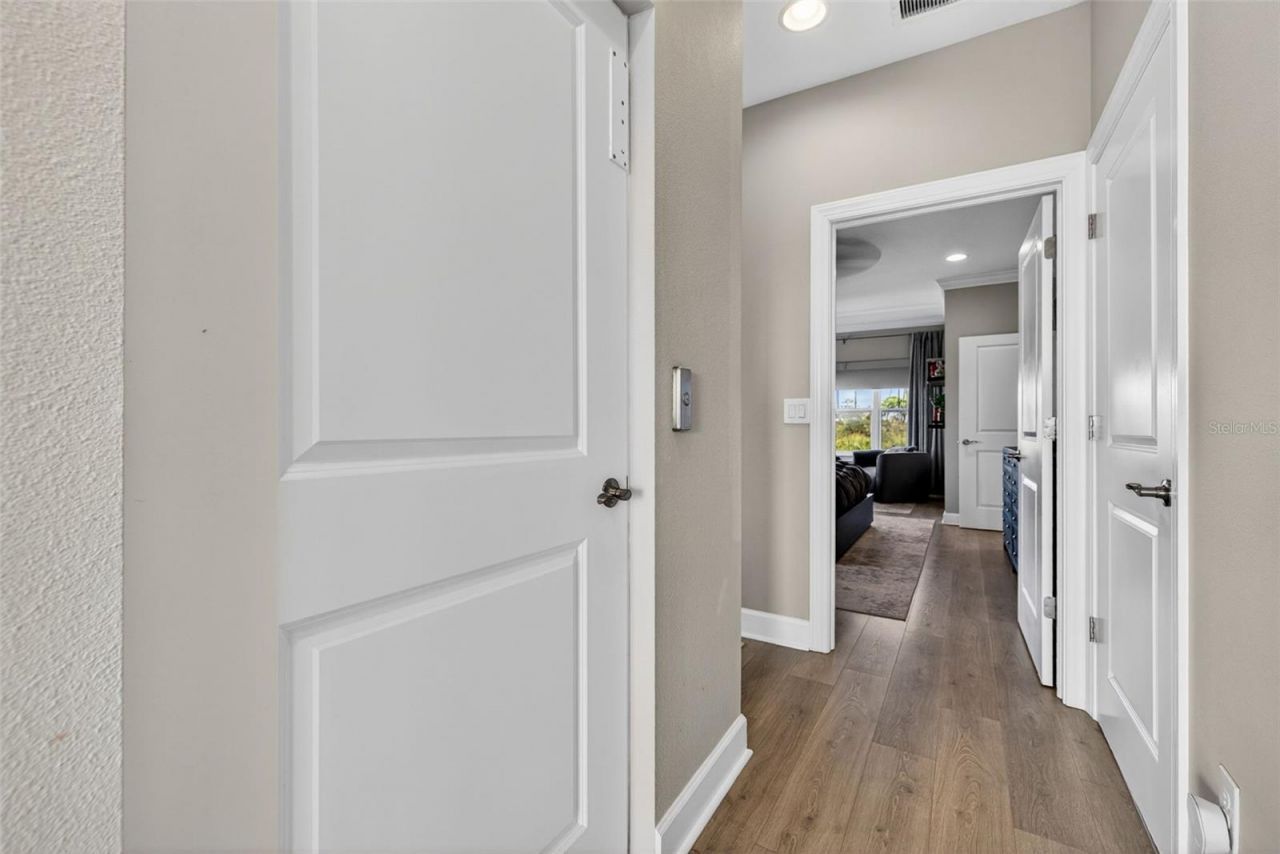 4069 Rocky Shores Drive, Tampa, FL 33634 Photo