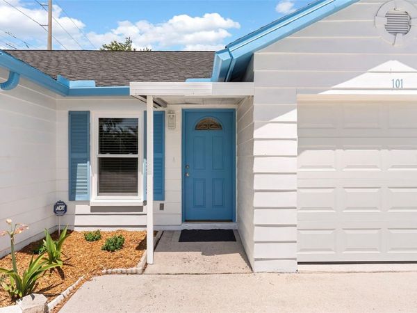 101 BAYSIDE BOULEVARD , OLDSMAR, FL 34677