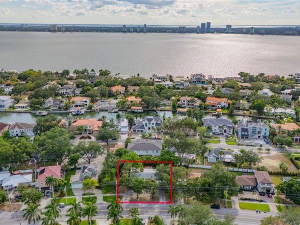 504 W DAVIS BOULEVARD , TAMPA, FL 33606