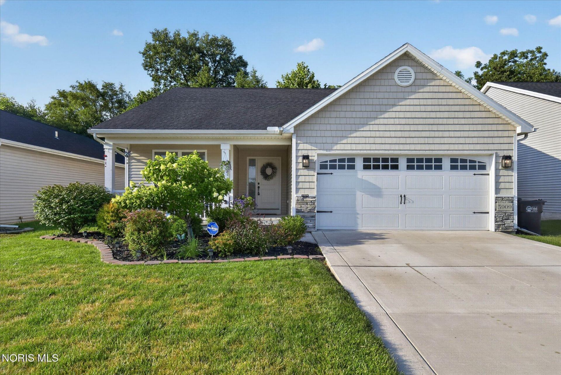 5909 Haefner Road , Toledo, OH 43615 Main Photo