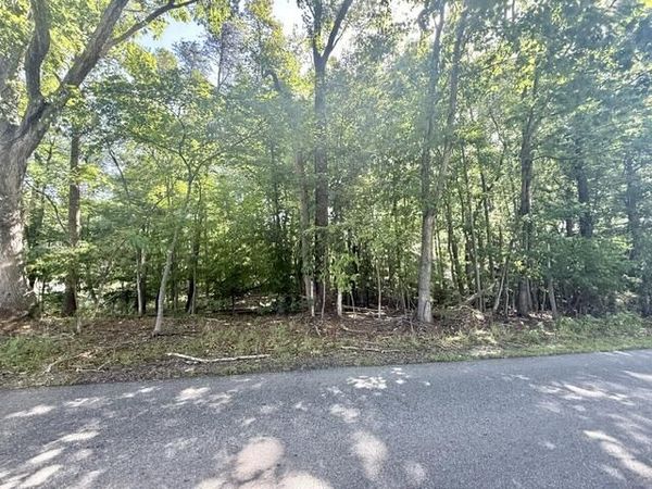 67 High Point RD , Moneta, VA 24121