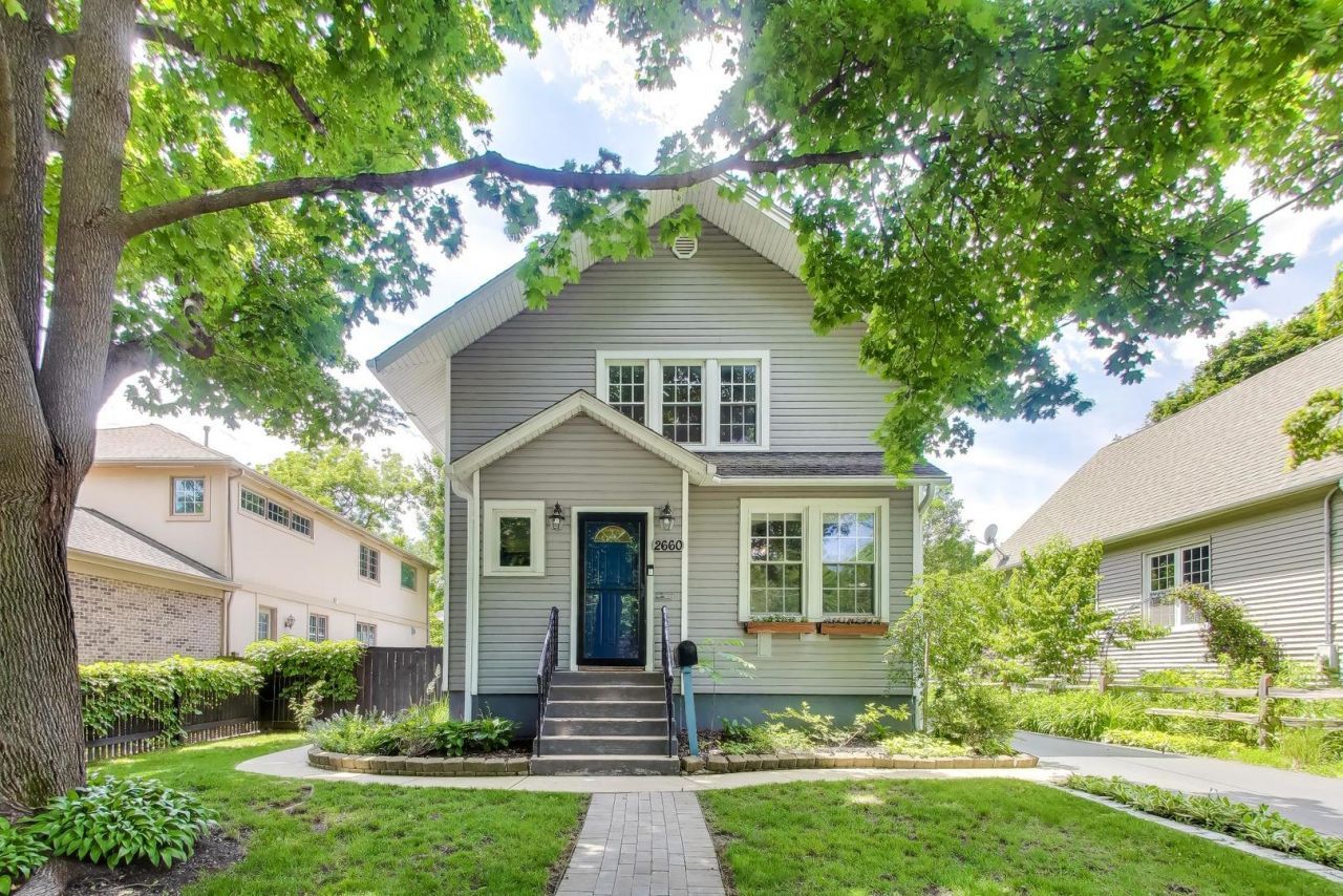 2660 Saint Johns Avenue, Highland Park, IL 60035 Main Photo