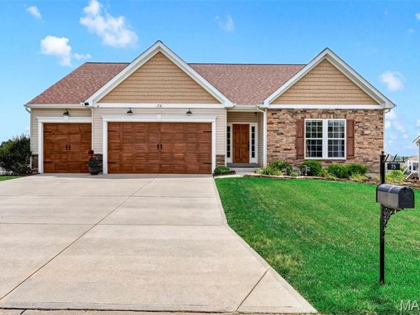75 Stone Bridge Drive, Moscow Mills, MO 63362