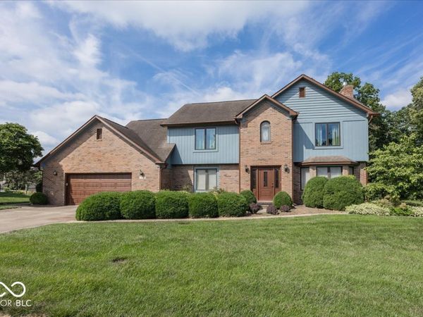 1176 Creekside Lane, Plainfield, IN 46168