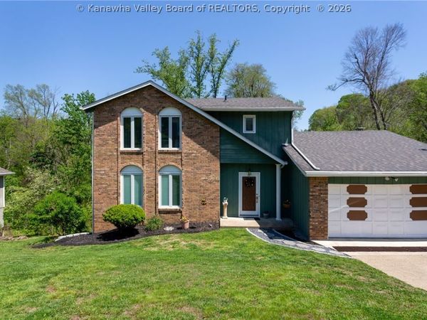 1377 Nottingham Road, Charleston, WV 25314