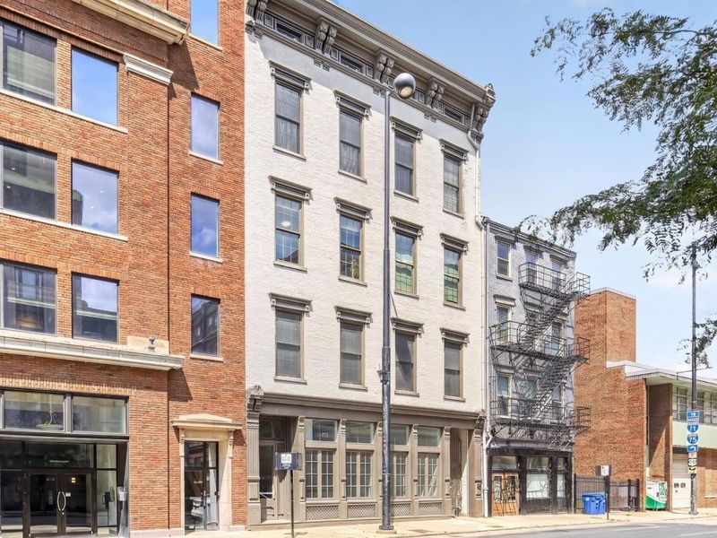 813 Broadway Street, Unit 302, Cincinnati, OH 45202 Photo 1