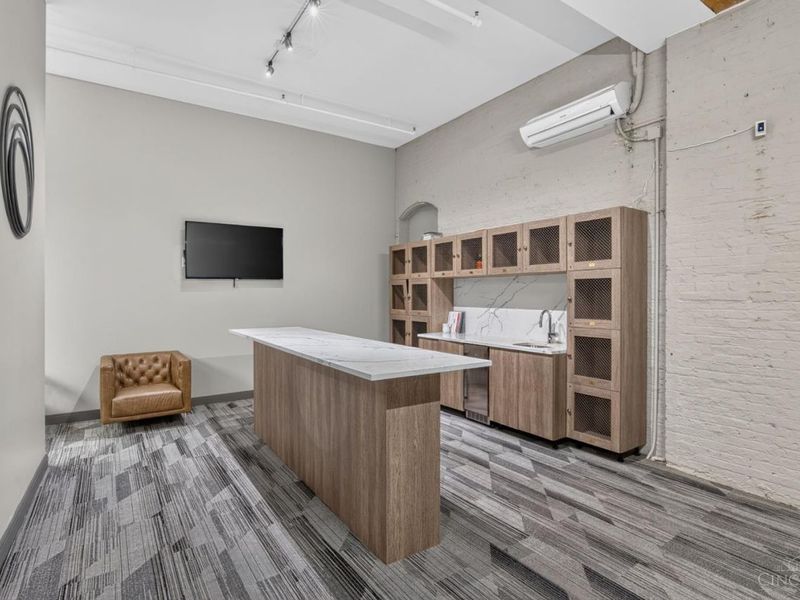 813 Broadway Street, Unit 302, Cincinnati, OH 45202 Photo 16