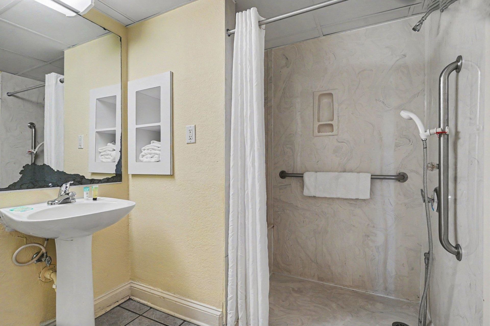 1207 S Ocean Blvd.  Photo 20