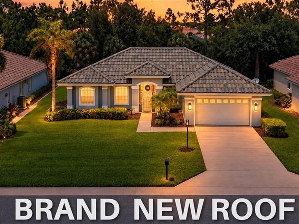 25020 Divot DR, BONITA SPRINGS, FL 34135