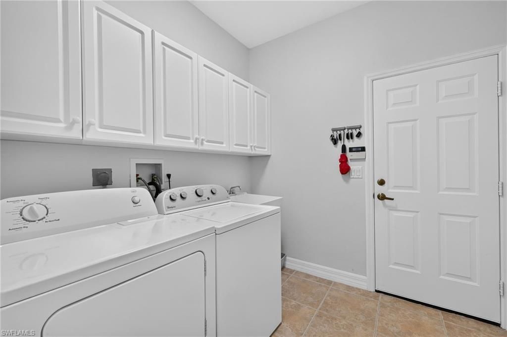 25020 Divot Dr, Bonita Springs, FL 34135 Photo