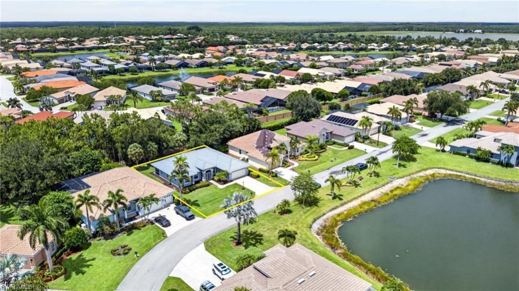 25020 Divot Dr, Bonita Springs, FL 34135 Photo