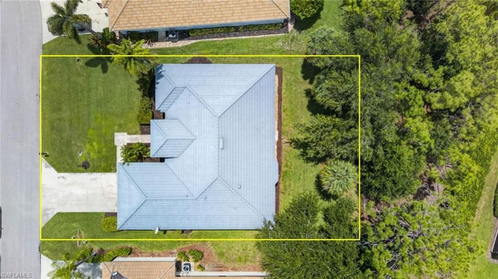25020 Divot Dr, Bonita Springs, FL 34135 Photo